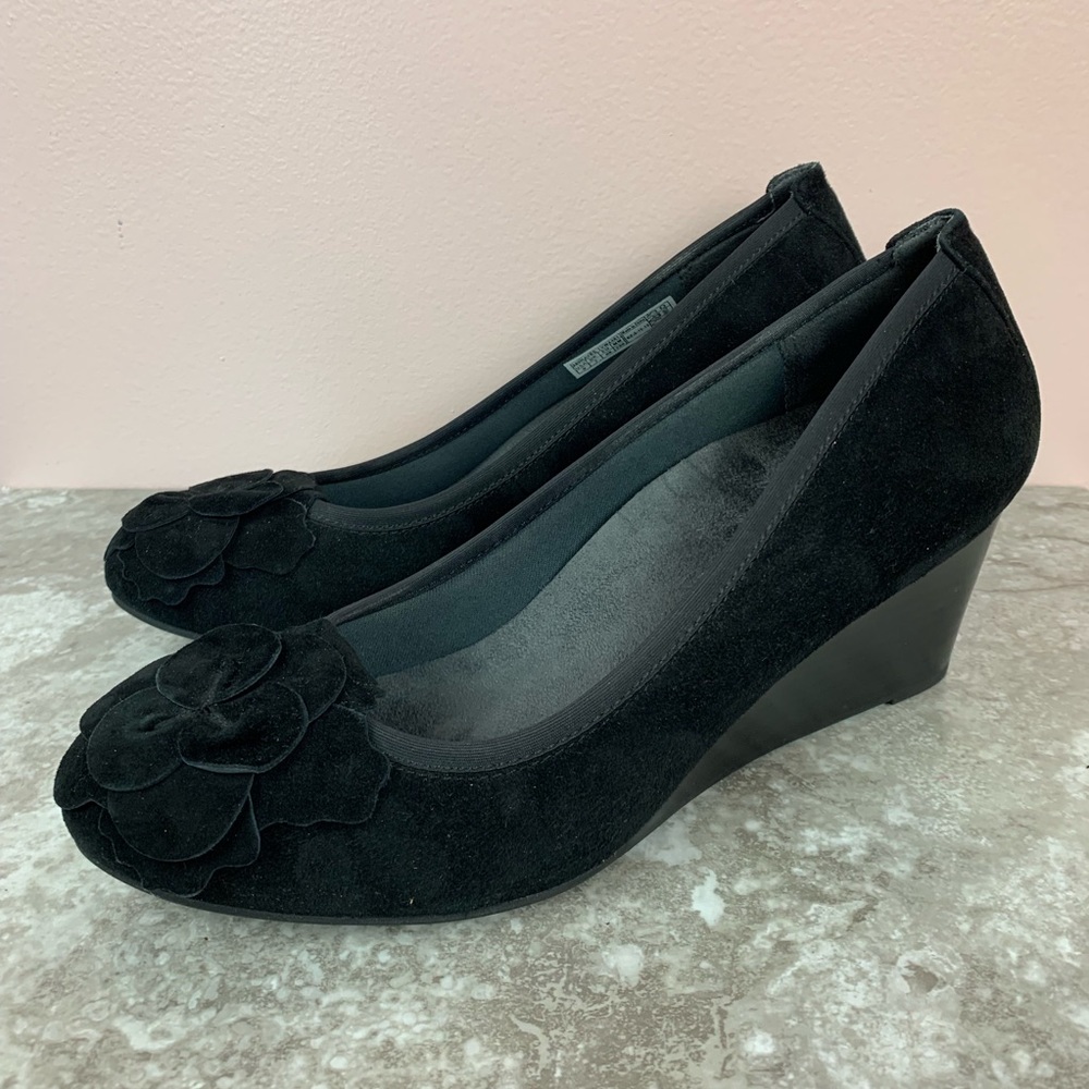 Vionic Hayes Black Wedge 9